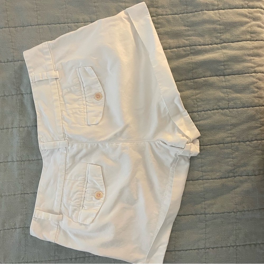 Lilly Pulitzer Barclay Short 
Color: Resort White - Picture 4 of 5